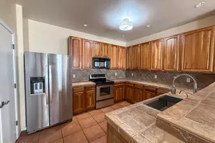 2771 N Saramano Ln, Tucson, AZ 85712 - Photo 3