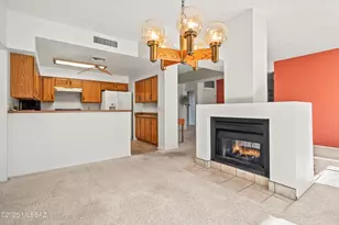 5557 N Sapphire Dr, Tucson, AZ 85750 - Photo 9