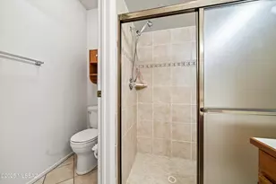 5557 N Sapphire Dr, Tucson, AZ 85750 - Photo 17