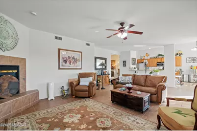 7975 N Higgins Feather Drive, Tucson, AZ 85743 - Photo 9