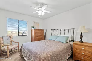 7975 N Higgins Feather Dr, Tucson, AZ 85743 - Photo 17