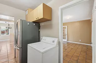 2925 E Loretta Dr, Tucson, AZ 85716 - Photo 15