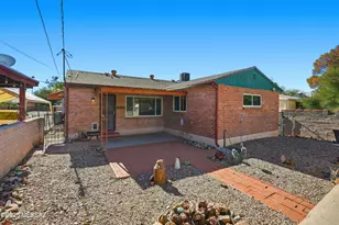 2925 E Loretta Dr, Tucson, AZ 85716 - Photo 37