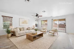 519 W Cedar Chase Dr, Green Valley, AZ 85614 - Photo 1