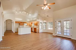 1170 W Panorama Ln, Tucson, AZ 85704 - Photo 19