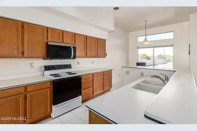 6697 N Shadow Run Drive, Tucson, AZ 85704 - Photo 13