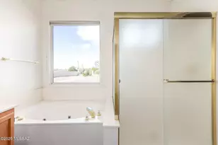 6697 N Shadow Run Dr, Tucson, AZ 85704 - Photo 19