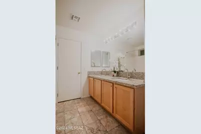 7871 W Sacramento Hill Drive, Tucson, AZ 85743 - Photo 29