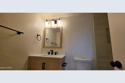 1507 W Roger Road, Tucson, AZ 85705 - Photo 11