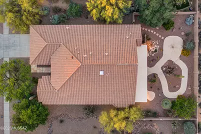 8826 N Sky Dancer Circle, Tucson, AZ 85742 - Photo 5