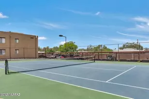 1810 E Blacklidge Dr, Tucson, AZ 85719 - Photo 25