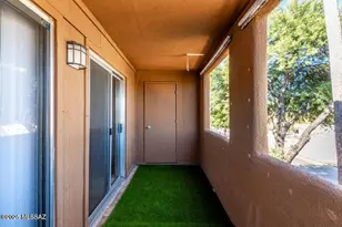 1810 E Blacklidge Dr, Tucson, AZ 85719 - Photo 17