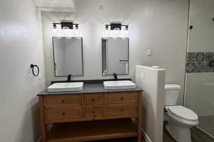 9780 E Hollow Pl, Tucson, AZ 85748 - Photo 7