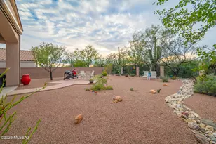 5259 N Fairway Heights Dr, Tucson, AZ 85749 - Photo 7