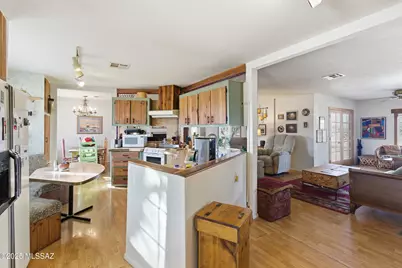 12625 W Cactus Ridge Drive, Tucson, AZ 85735 - Photo 11