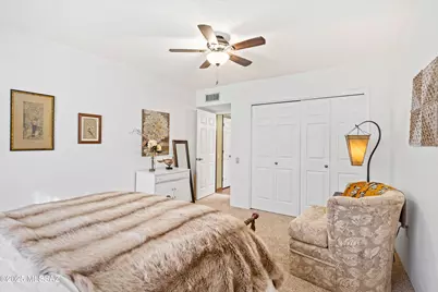 1381 W Calle Mendoza, Green Valley, AZ 85622 - Photo 21