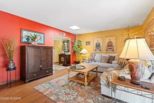 1381 W Calle Mendoza, Green Valley, AZ 85622 - Photo 15