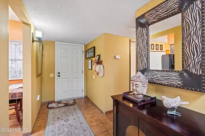 1381 W Calle Mendoza, Green Valley, AZ 85622 - Photo 5