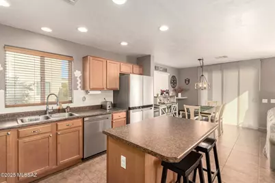 21615 E Homestead Drive, Red Rock, AZ 85145 - Photo 13