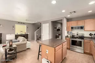 21615 E Homestead Dr, Red Rock, AZ 85145 - Photo 11