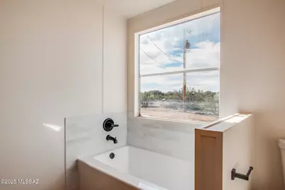 15881 W El Tiro Road, Marana, AZ 85653 - Photo 17