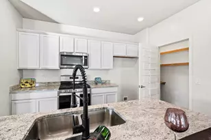 11617 W Tom Henry Way, Marana, AZ 85653 - Photo 15