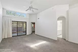 988 W Calle de Emilia, Green Valley, AZ 85614 - Photo 7