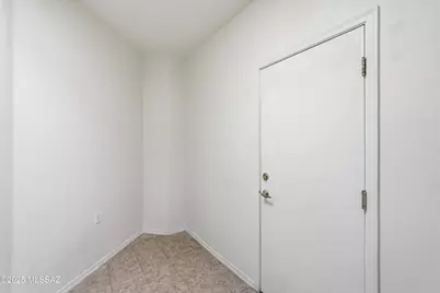 988 W Calle De Emilia, Green Valley, AZ 85614 - Photo 31