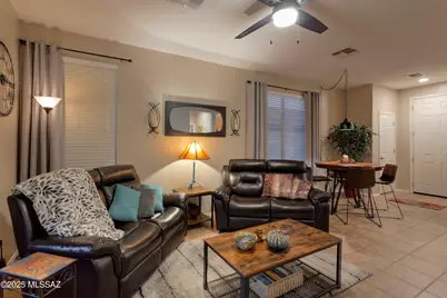 512 W Bazille Way, Green Valley, AZ 85614 - Photo 7