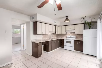 1330 S Avenida Polar #E-9, Tucson, AZ 85710 - Photo 11