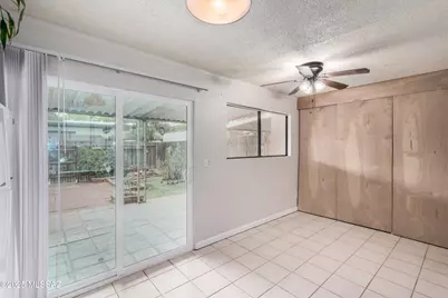 1330 S Avenida Polar #E-9, Tucson, AZ 85710 - Photo 13