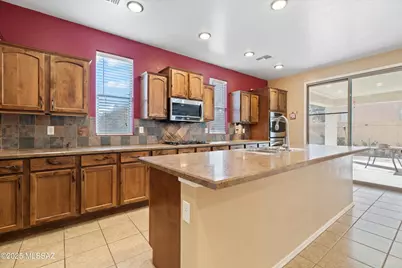 717 W Camino Tunera, Sahuarita, AZ 85629 - Photo 13