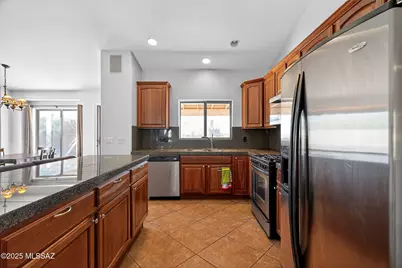 286 E Shore Cliff Place, Oro Valley, AZ 85737 - Photo 3