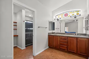 286 E Shore Cliff Pl, Oro Valley, AZ 85737 - Photo 5