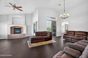 286 E Shore Cliff Pl, Oro Valley, AZ 85737 - Photo 13