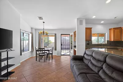 286 E Shore Cliff Place, Oro Valley, AZ 85737 - Photo 15