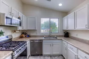 62 W James Wade Pl, Vail, AZ 85641 - Photo 15