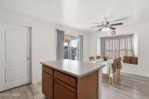 10008 E Arizona Sunset Dr, Tucson, AZ 85747 - Photo 11