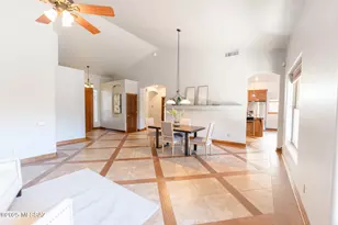 5560 N Ventana Vista Rd, Tucson, AZ 85750 - Photo 9