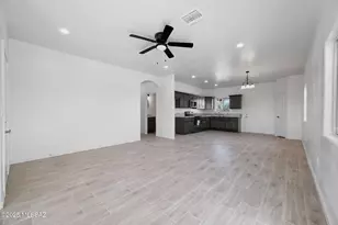 3915 E Singing Cactus Ln, Tucson, AZ 85756 - Photo 7