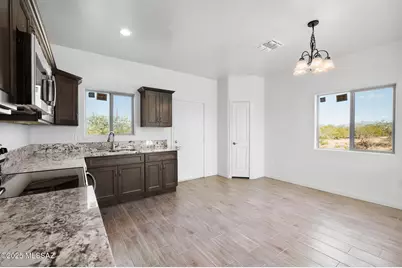 3915 E Singing Cactus Lane, Tucson, AZ 85756 - Photo 13