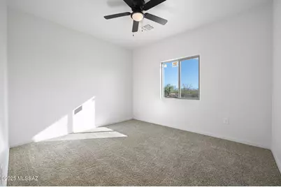 3915 E Singing Cactus Lane, Tucson, AZ 85756 - Photo 17