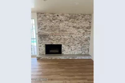 8601 E Mabel Place, Tucson, AZ 85715 - Photo 9