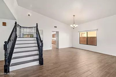 10317 N Mineral Spring Lane, Oro Valley, AZ 85737 - Photo 7