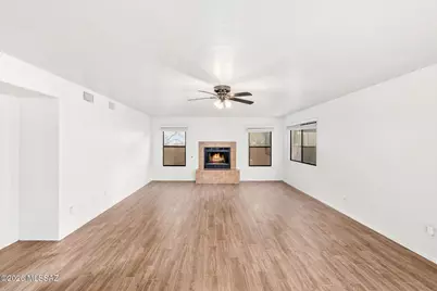 10317 N Mineral Spring Lane, Oro Valley, AZ 85737 - Photo 19