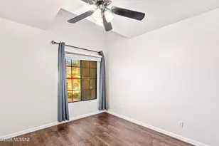 10317 N Mineral Spring Ln, Oro Valley, AZ 85737 - Photo 33