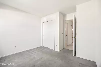 2013 W Calle Cielo De Oro, Tucson, AZ 85746 - Photo 13