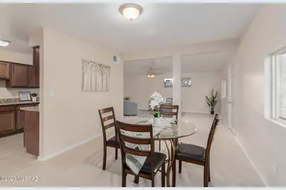 7026 E Calle Ileo, Tucson, AZ 85710 - Photo 9