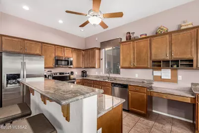 60621 E Eagle Heights Drive, Tucson, AZ 85739 - Photo 17