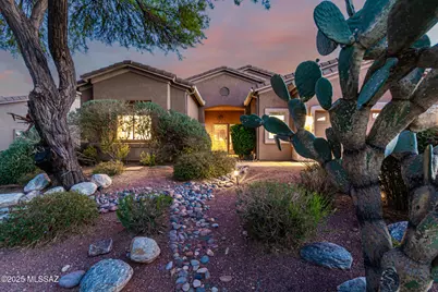 60621 E Eagle Heights Drive, Tucson, AZ 85739 - Photo 3